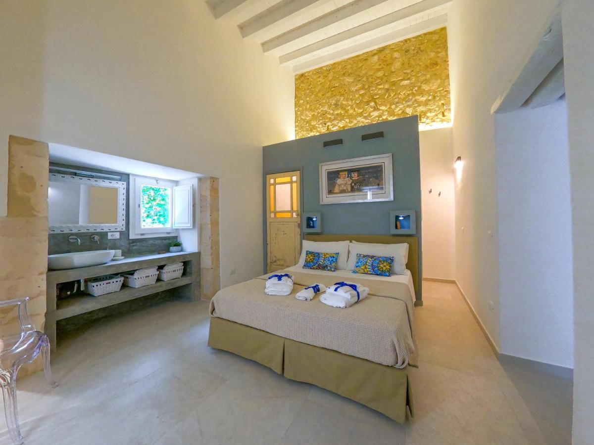 Ortigia Lifestyle 4 Seasons Villa Syracuse Bagian luar foto